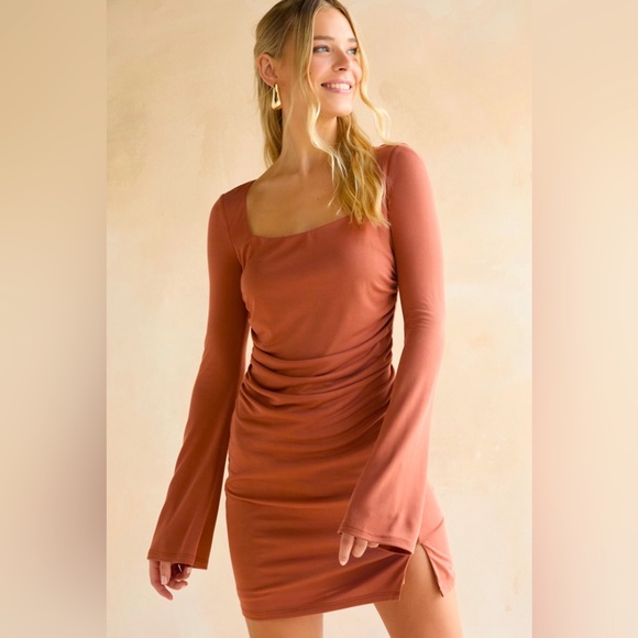 Francesca's Collections Dresses & Skirts - Francesca’s Collection Karina Long Sleeve Square Neck Mini Dress NWOT